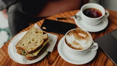 Which Bread Is the Healthiest for Sandwiches? 3 Nutritionists Gave the Same Answer